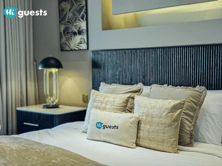 Apartamento Higuests - Luxurious 2Br Haven In Iconic Palm Jumeirah Dubái